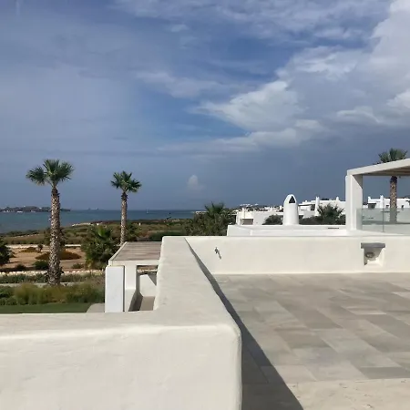 Unique Beachfront Villa, 5 Bedrooms, Swimming Pool & Jacuzzi Dom wakacyjny Pounda