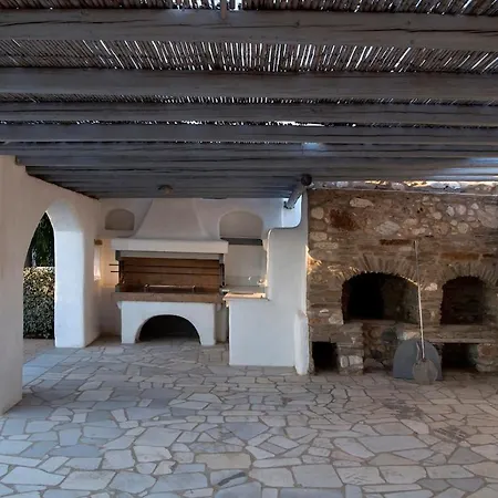 Unique Beachfront Villa, 5 Bedrooms, Swimming Pool & Jacuzzi Dom wakacyjny *