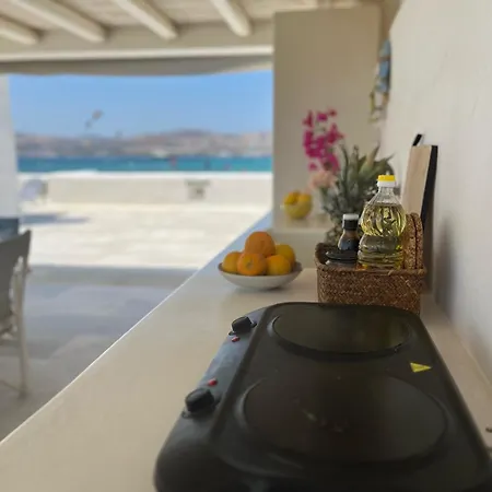 Unique Beachfront Villa, 5 Bedrooms, Swimming Pool & Jacuzzi Dom wakacyjny
