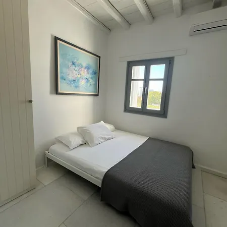 Unique Beachfront Villa, 5 Bedrooms, Swimming Pool & Jacuzzi Dom wakacyjny Pounda